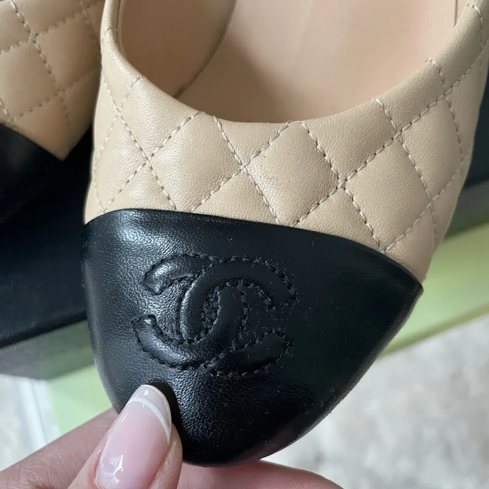 CHANEL classic two